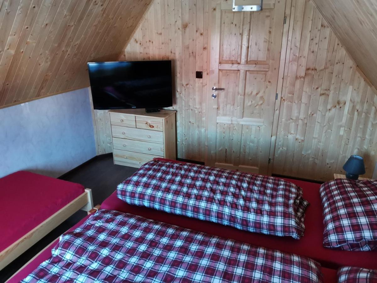 Chata Osmicka Zlaté Hory Exterior foto